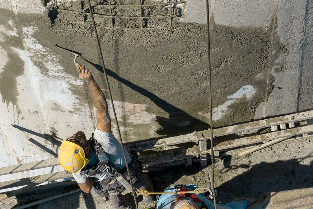 ΕΠΙΣΚΕΥΗ / ΕΝΙΣΧΥΣΗ ΦΟΡΕΩΝ ΑΠΟ ΟΠΛΙΣΜΕΝΟ ΣΚΥΡΟΔΕΜΑ